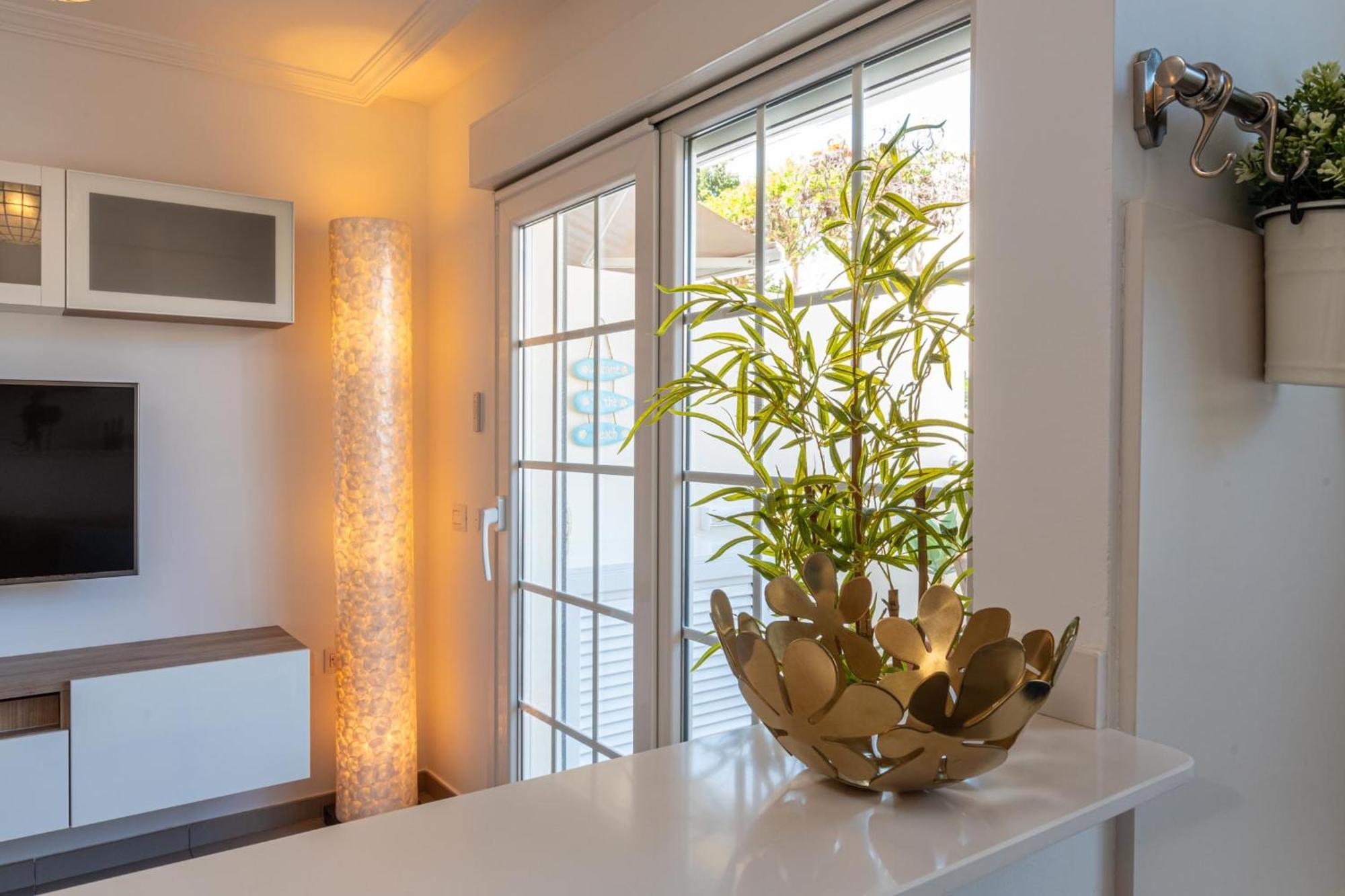Hidalgos Hideaway - La Caleta Appartement Costa Adeje  Buitenkant foto